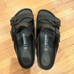 Birkenstock Arizona Eva in black. Size US men's 11. BRAND NEW, never been worn.